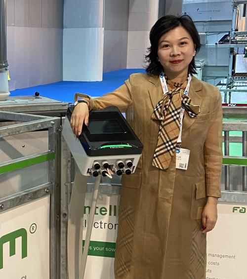 Chanyuan Helen Lyu
